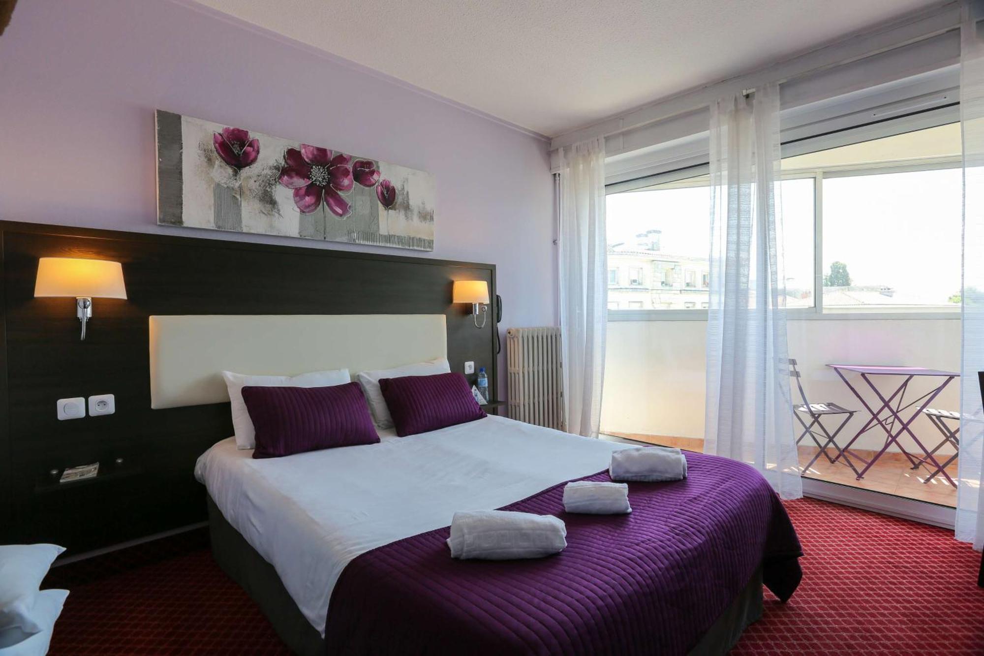 Brit Hotel Bleu Nuit Saintes Ngoại thất bức ảnh