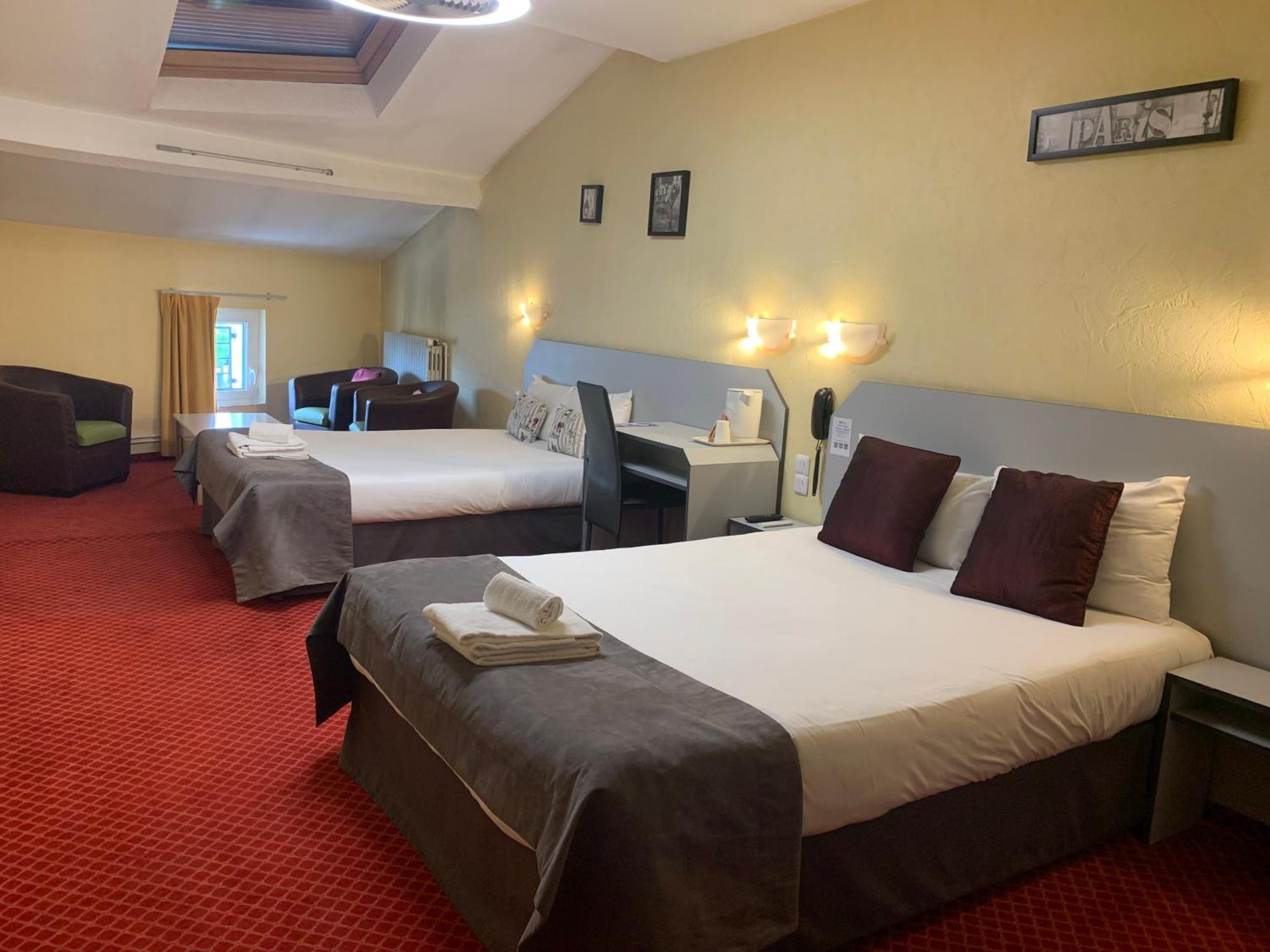Brit Hotel Bleu Nuit Saintes Ngoại thất bức ảnh